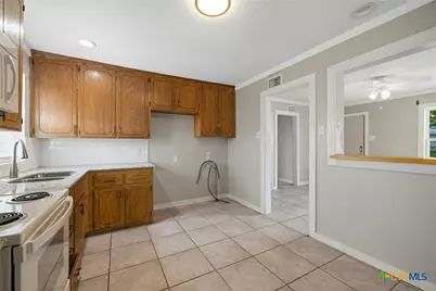 810 Crockett Drive, Killeen, TX 76541 - Photo 4