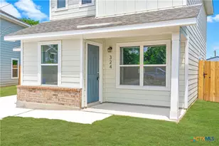 324 Mar Hill St, Seguin, TX 78155 - Photo 4