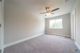 324 Mar Hill St, Seguin, TX 78155 - Photo 14