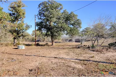 000 Cr 405, Waelder, TX 78959 - Photo 8