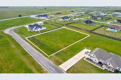 157 Monte Vista Street, Victoria, TX 77905 - Photo 2