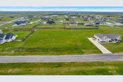 157 Monte Vista Street, Victoria, TX 77905 - Photo 4