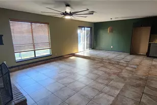 202 Georgia Ln, Victoria, TX 77901 - Photo 4