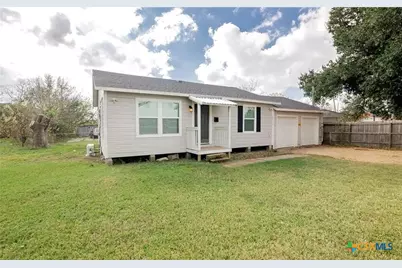 2003 Woodlawn Street #rear, Victoria, TX 77901 - Photo 2