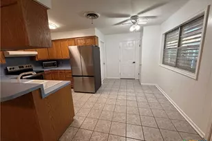 3504 Erwin Ave, Victoria, TX 77901 - Photo 4