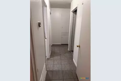 3504 Erwin Avenue, Victoria, TX 77901 - Photo 8