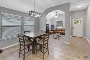 112 Carlsbad Dr, Victoria, TX 77904 - Photo 4