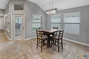 112 Carlsbad Dr, Victoria, TX 77904 - Photo 8