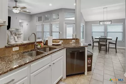 112 Carlsbad Drive, Victoria, TX 77904 - Photo 16