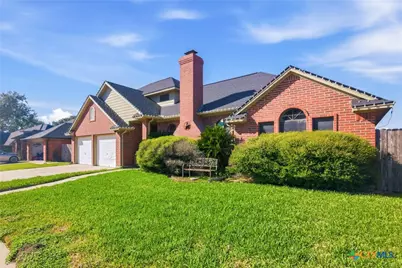 408 Cherrystone Circle, Victoria, TX 77904 - Photo 2