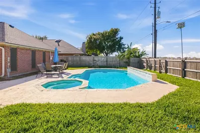 408 Cherrystone Circle, Victoria, TX 77904 - Photo 34