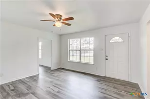 1102 S 3rd St, Copperas Cove, TX 76522 - Photo 4