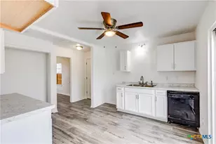 1102 S 3rd St, Copperas Cove, TX 76522 - Photo 6