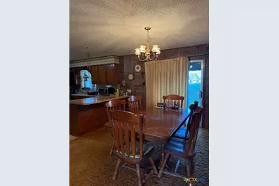 215 Price Street, Yoakum, TX 77995 - Photo 10