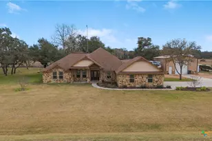 759 Richter Rd, Inez, TX 77968 - Photo 4