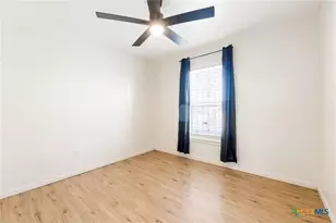 208 N 2nd St, Copperas Cove, TX 76522 - Photo 16