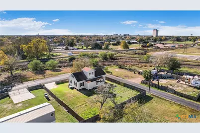 1002 E Commercial Street, Victoria, TX 77901 - Photo 22