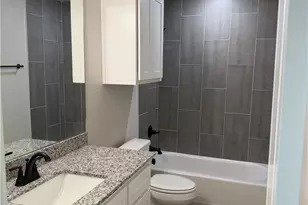 395 W Avenue J, Belton, TX 76513 - Photo 18