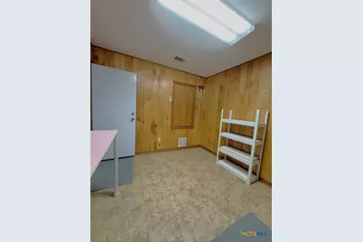 786 S Castell Avenue #F, New Braunfels, TX 78130 - Photo 8