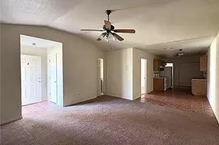 1002 W Avenue B, Copperas Cove, TX 76522 - Photo 2