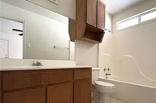 1002 W Avenue B, Copperas Cove, TX 76522 - Photo 8