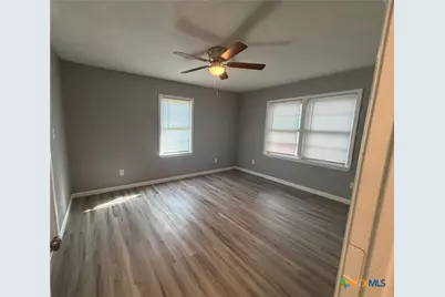 408 Veterans Avenue, Copperas Cove, TX 76522 - Photo 8