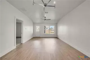 1106 College Ave, Troy, TX 76579 - Photo 8