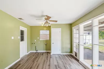 4606 Evergreen Street, Victoria, TX 77904 - Photo 10