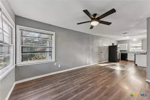 1102 Jackson St, Killeen, TX 76541 - Photo 2