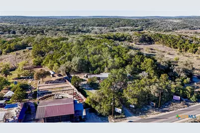 3075 River Road, New Braunfels, TX 78132 - Photo 14