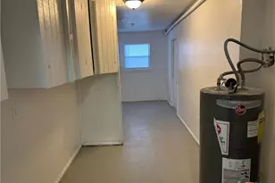 882 Buerger Ln, Seguin, TX 78155 - Photo 12