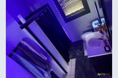 202 Clark Street, Yoakum, TX 77995 - Photo 12