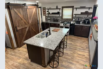 202 Clark Street, Yoakum, TX 77995 - Photo 2
