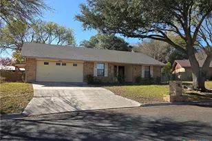 248 Hilltop Dr, Seguin, TX 78155 - Photo 1