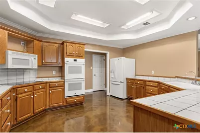 313 Ridge Crest Drive, Seguin, TX 78155 - Photo 10