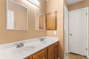 313 Ridge Crest Dr, Seguin, TX 78155 - Photo 14