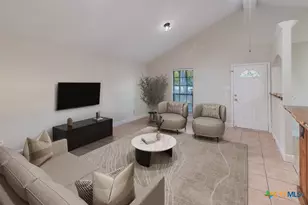 445 Scenic Hills Dr, Canyon Lake, TX 78133 - Photo 4