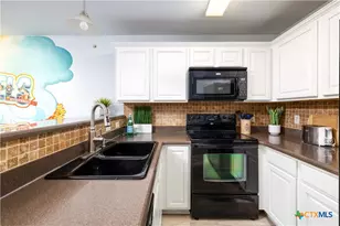 730 E Mather St, New Braunfels, TX 78130 - Photo 12