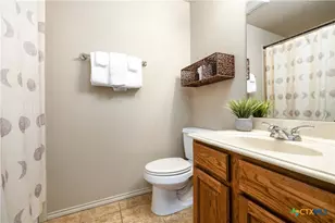 730 E Mather St, New Braunfels, TX 78130 - Photo 16