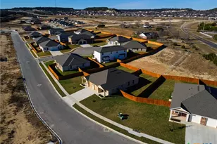 202 Adley Ave, Copperas Cove, TX 76522 - Photo 2