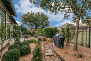 416 Mission Hill Run, New Braunfels, TX 78132 - Photo 24