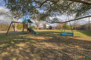 140 Baker Creek Loop, San Marcos, TX 78666 - Photo 24