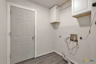 140 Baker Creek Loop, San Marcos, TX 78666 - Photo 22