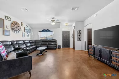 6805 Oliver Loving Drive, Killeen, TX 76549 - Photo 4