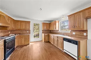 1009 County Rd 412, Chilton, TX 76632 - Photo 30