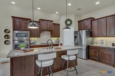 595 Oak Brook Drive, New Braunfels, TX 78132 - Photo 24