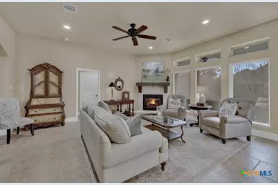 595 Oak Brook Drive, New Braunfels, TX 78132 - Photo 18