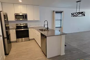 200 Pacific Waters, Seguin, TX 78155 - Photo 2