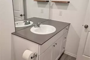 200 Pacific Waters, Seguin, TX 78155 - Photo 12