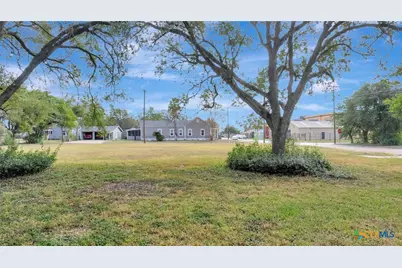 502 N Liberty Street, Victoria, TX 77901 - Photo 14